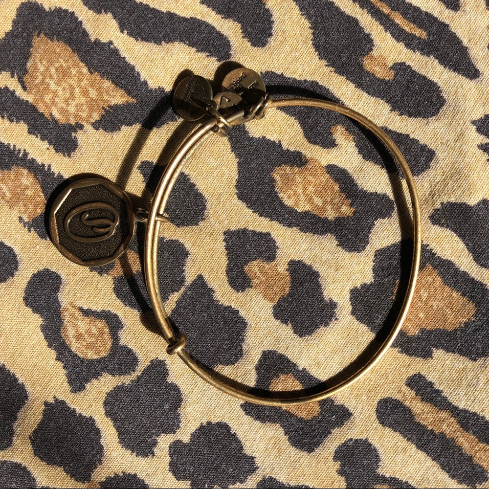 Alex and Ani gold O initial bracelet